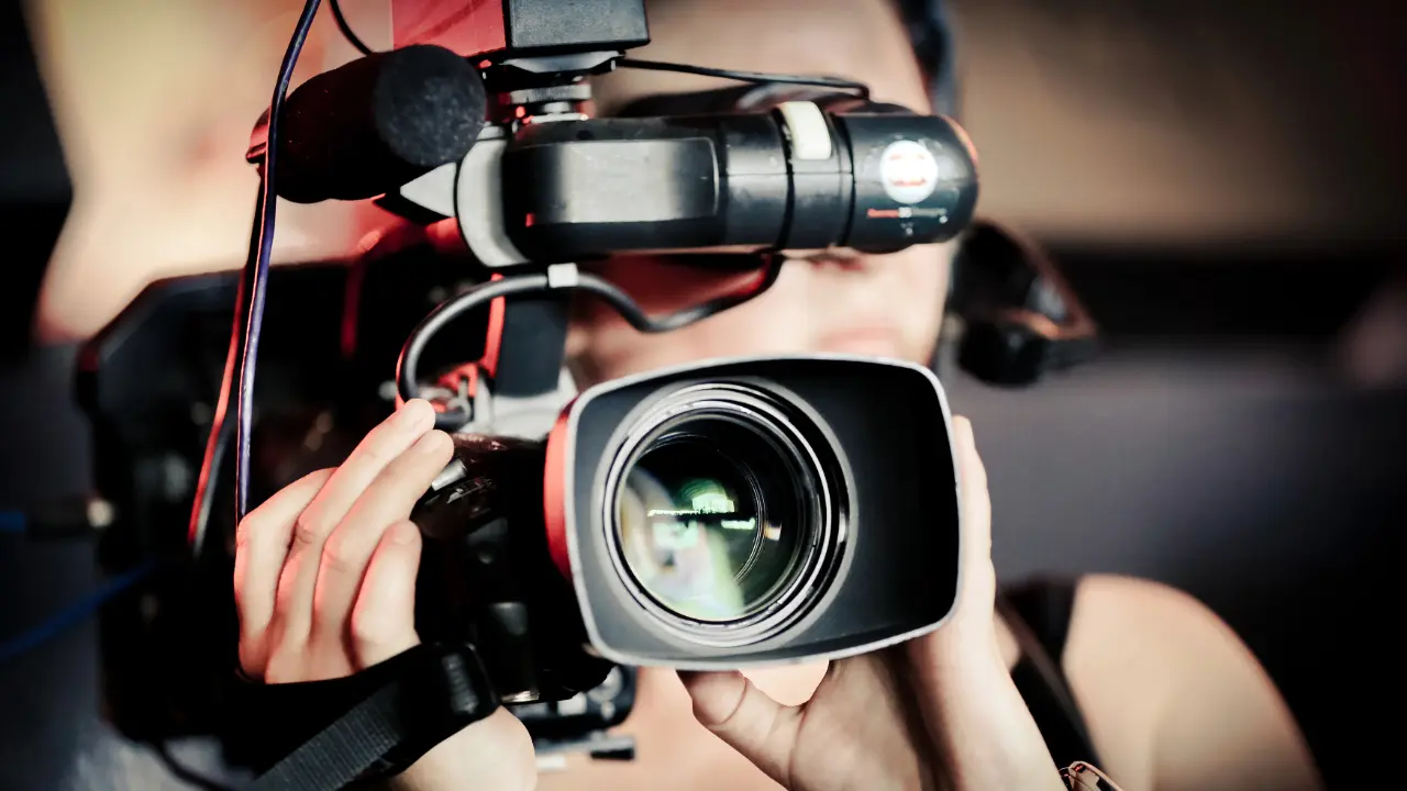 Elevate Your Brand: Engaging Visual Content for Social Media